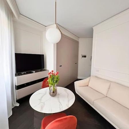 Elegante Appartamento In Zona Tortona-Solari Mediolan Zewnętrze zdjęcie