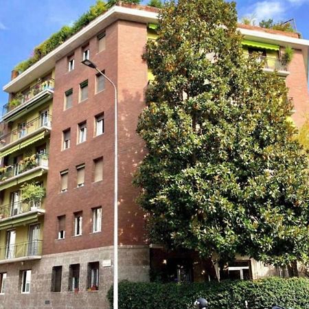 Elegante Appartamento In Zona Tortona-Solari Mediolan Zewnętrze zdjęcie